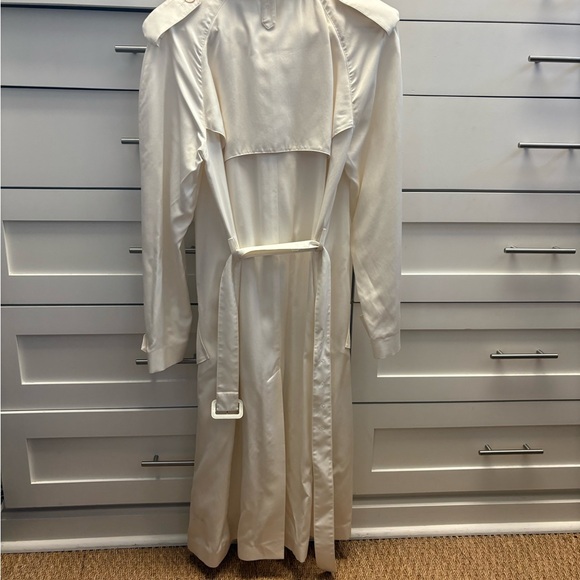 100% Silk Trench Coat - Picture 4 of 7